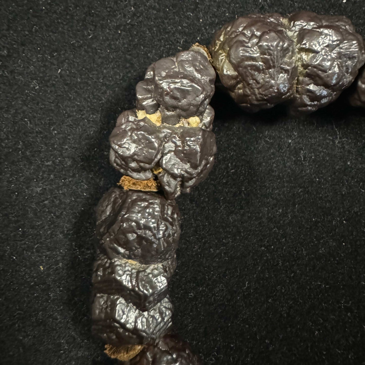 Natural Black Diamond (Black Agate) Healing Energy Bracelet – Raw Gobi Desert Stone for Men & Women