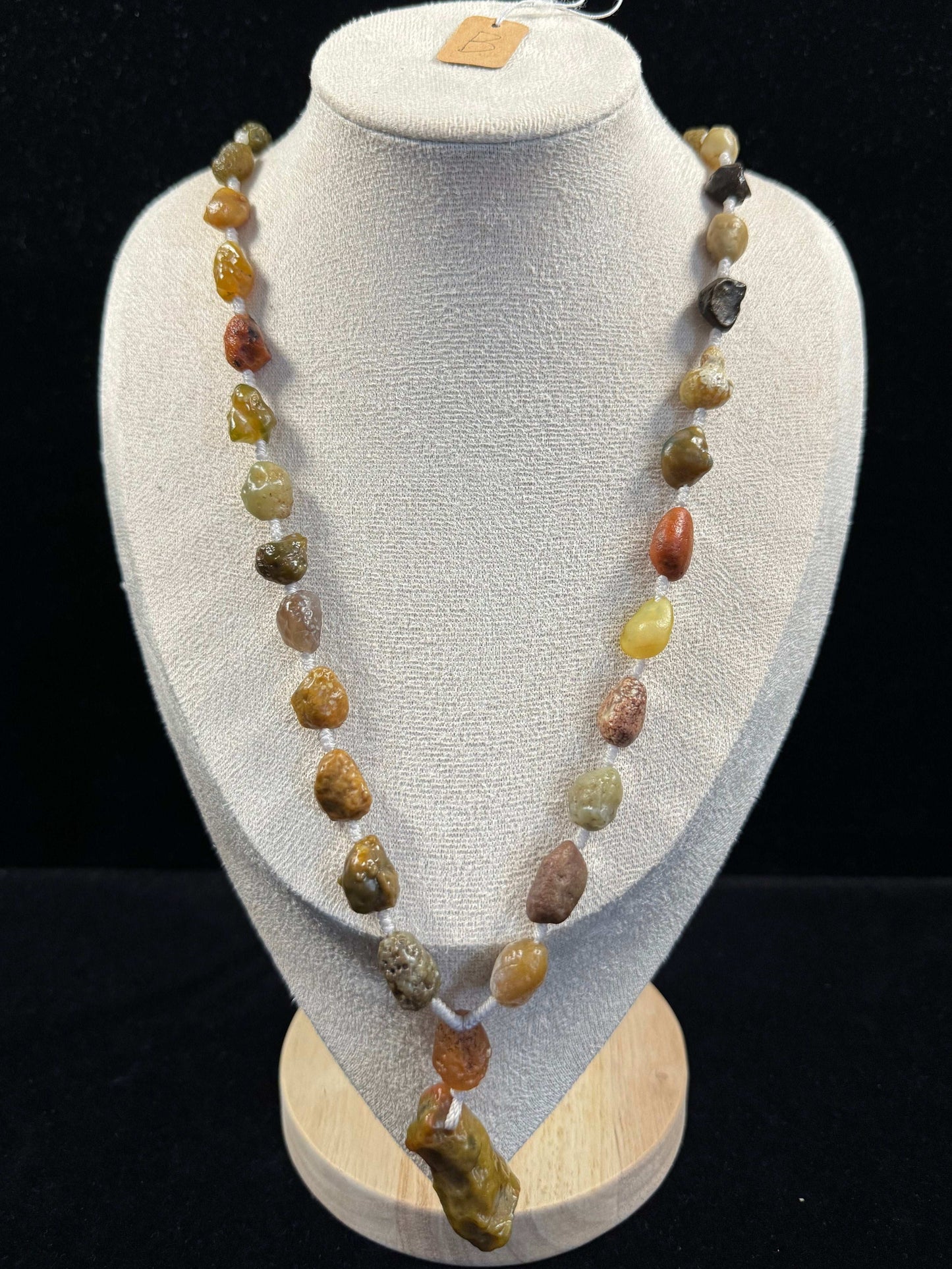 Natural Gobi Vein Agate Necklace for Women – Alashan Raw Stone Pendant