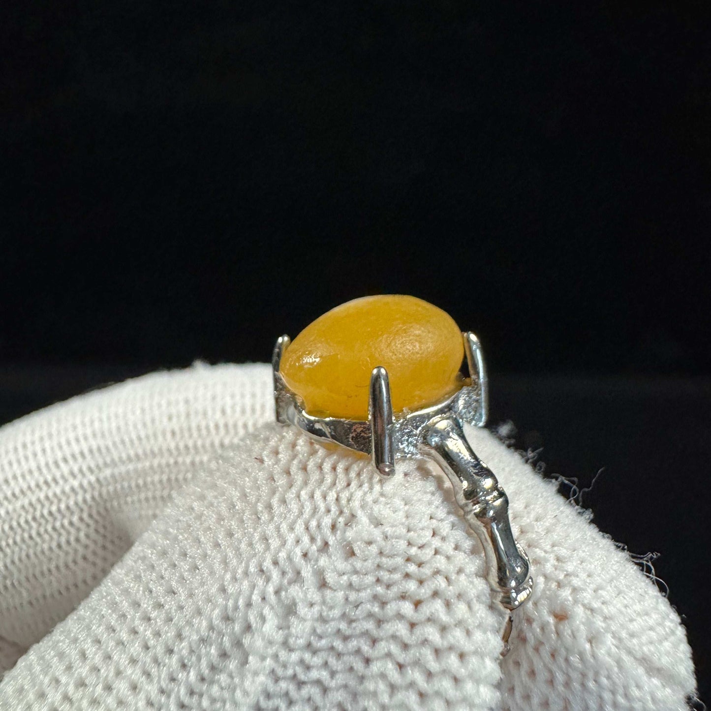Natural Yellow Sugar Flower-Eye Agate Bracelet – Rare Gobi Desert Stone Jewelry