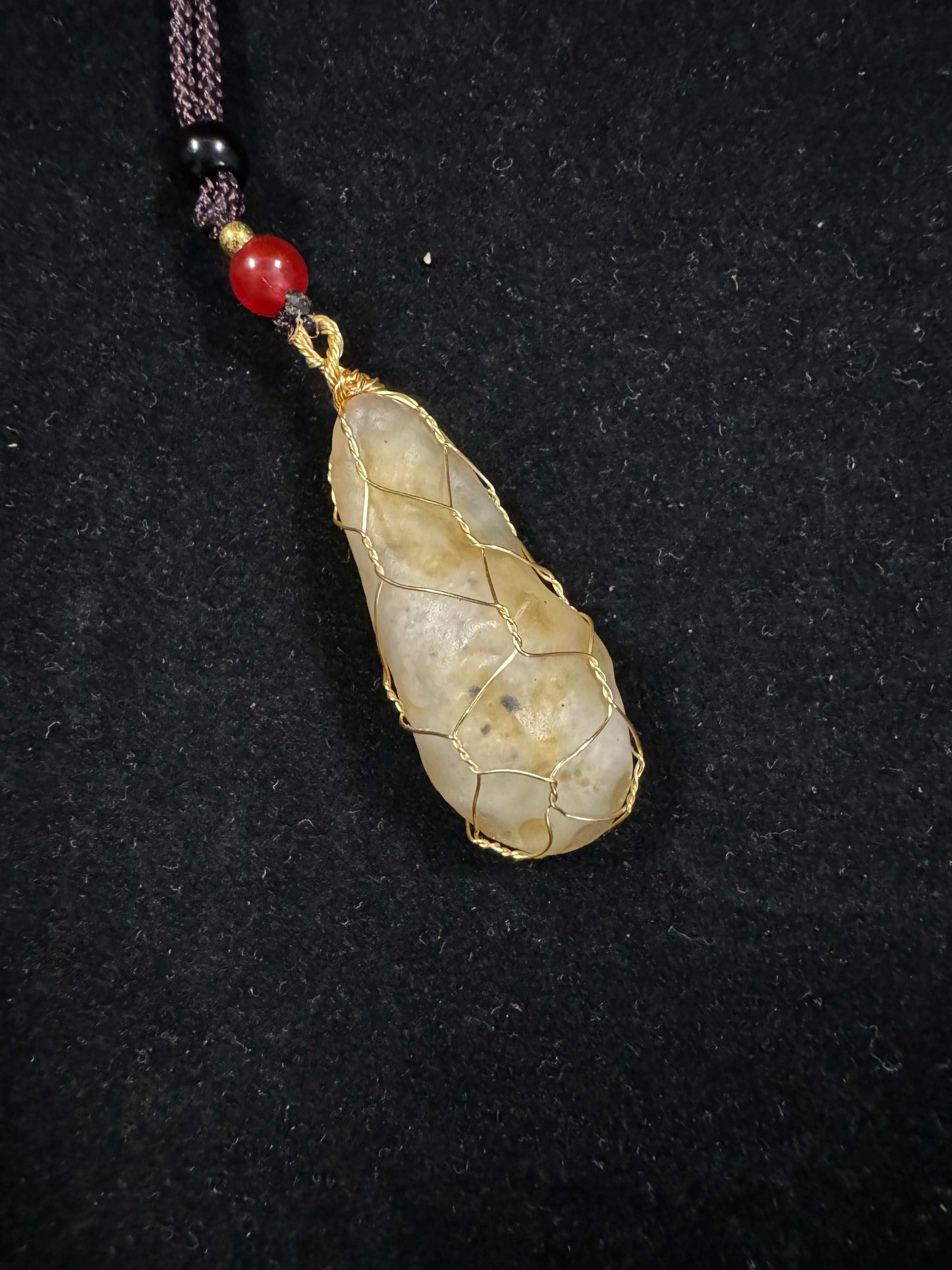 Natural Gobi Agate Pendant – Women's Healing Jewelry with Sandbag Shape