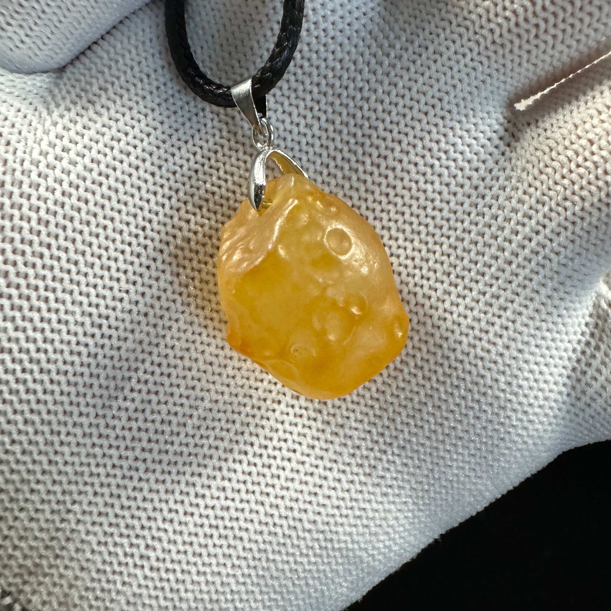 Natural Gobi Yellow Sugar Agate Pendant Necklace – Raw Desert Stone Jewelry