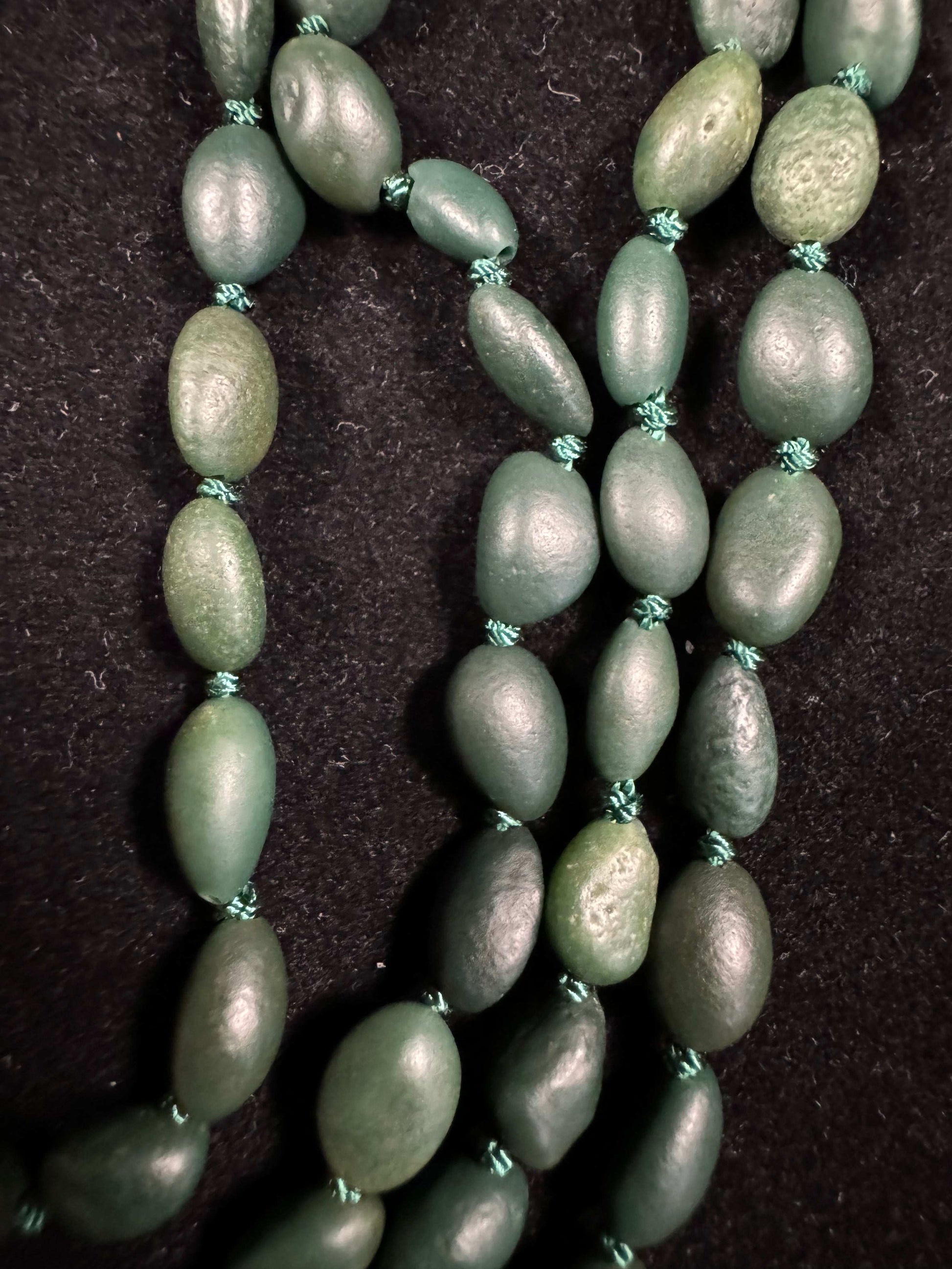 Natural Gobi Green Jade Agate – Raw Desert Stone for Jewelry & Wellness