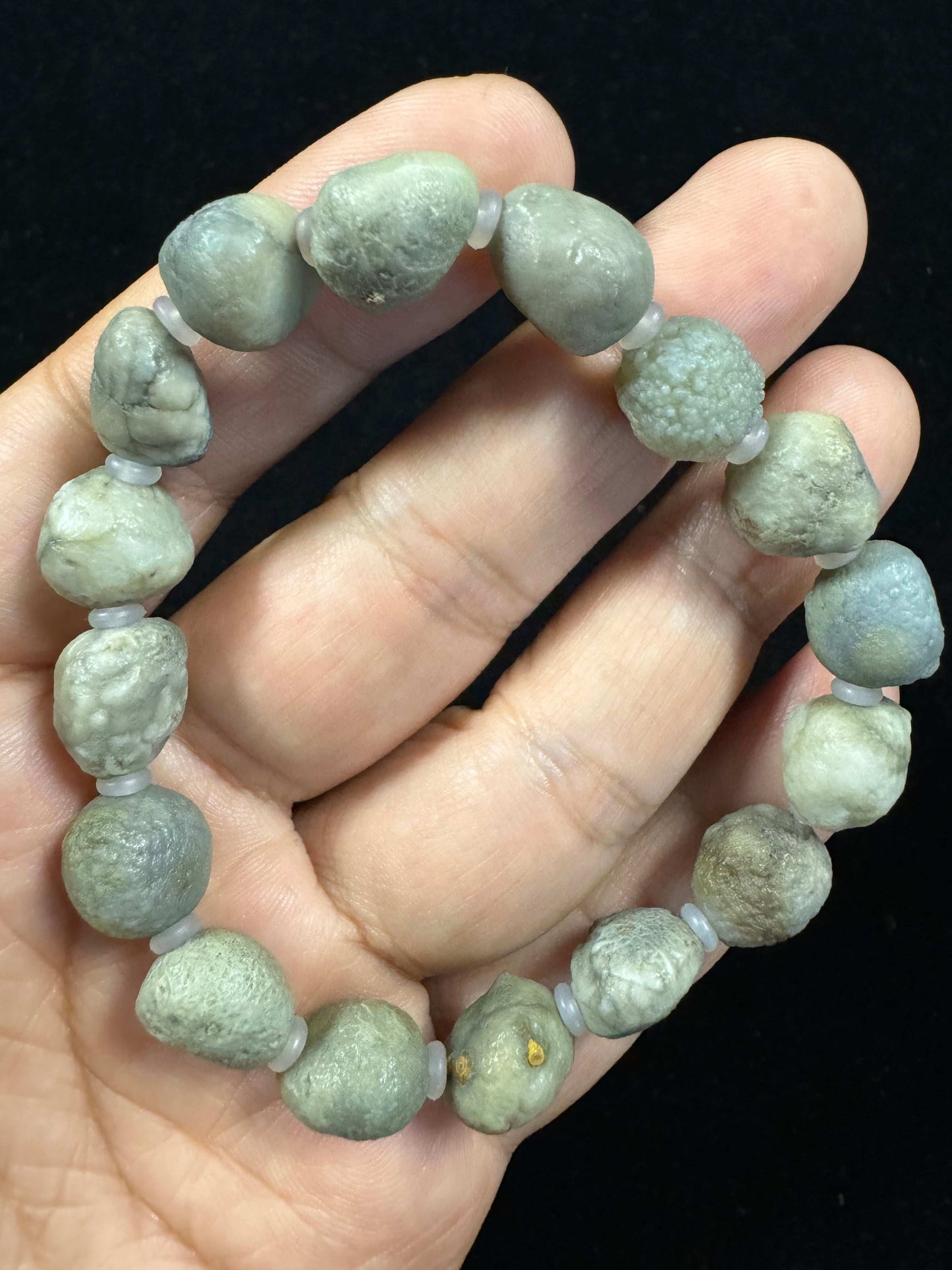 Natural Gobi Surface Jade Raw Stone Bracelet – Rugged Elegance & Earth Energy