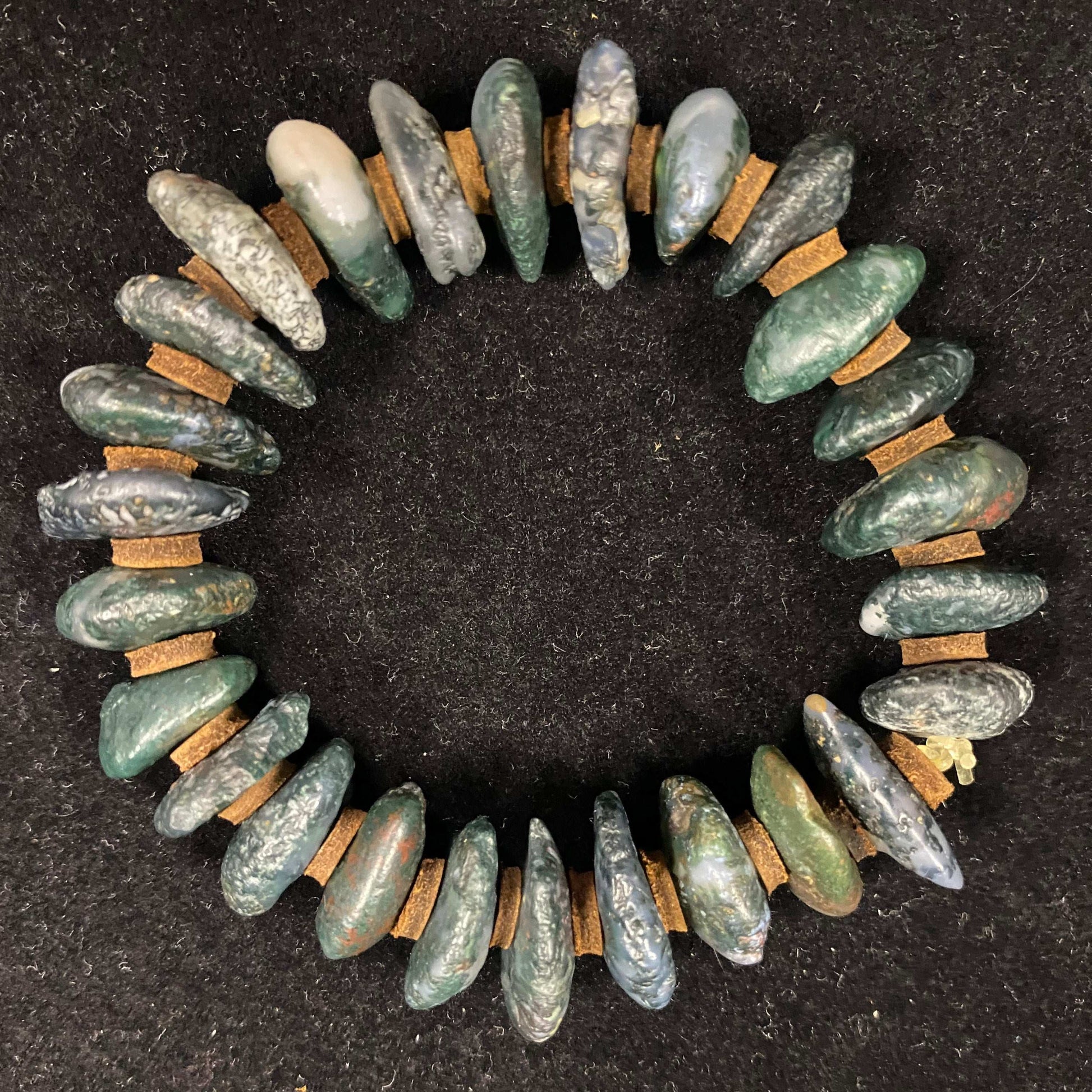 Natural Water‑Grass (Moss) Agate Bracelet for Women – Gobi Raw Stone Beads