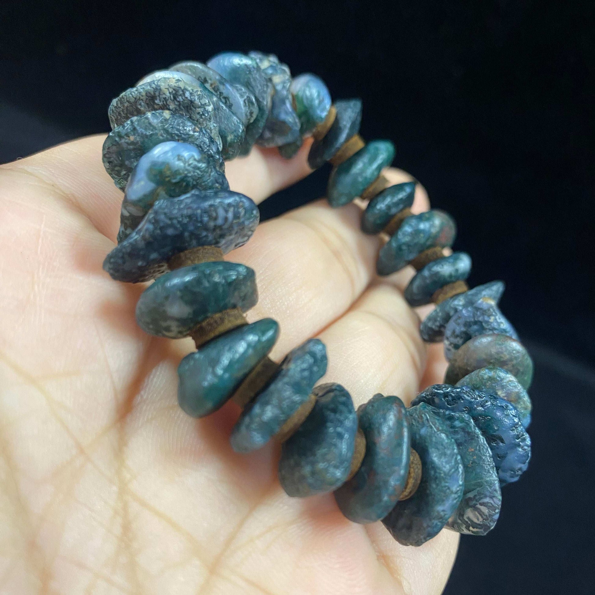 Natural Water‑Grass (Moss) Agate Bracelet for Women – Gobi Raw Stone Beads