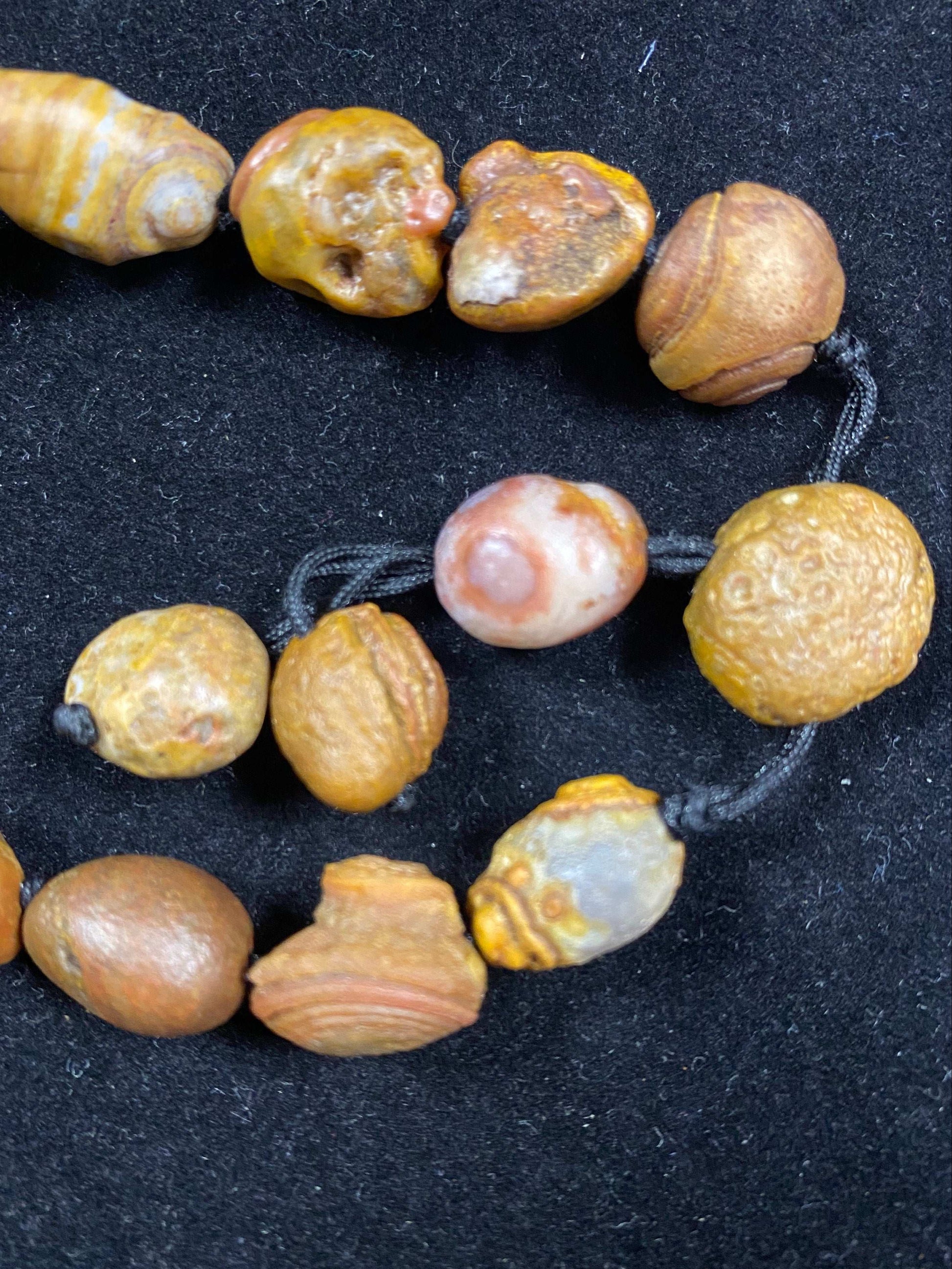Natural Gobi Eye Agate Bracelet – One‑Eye ‘Siziwang Banner’ Stone from Gobi Desert