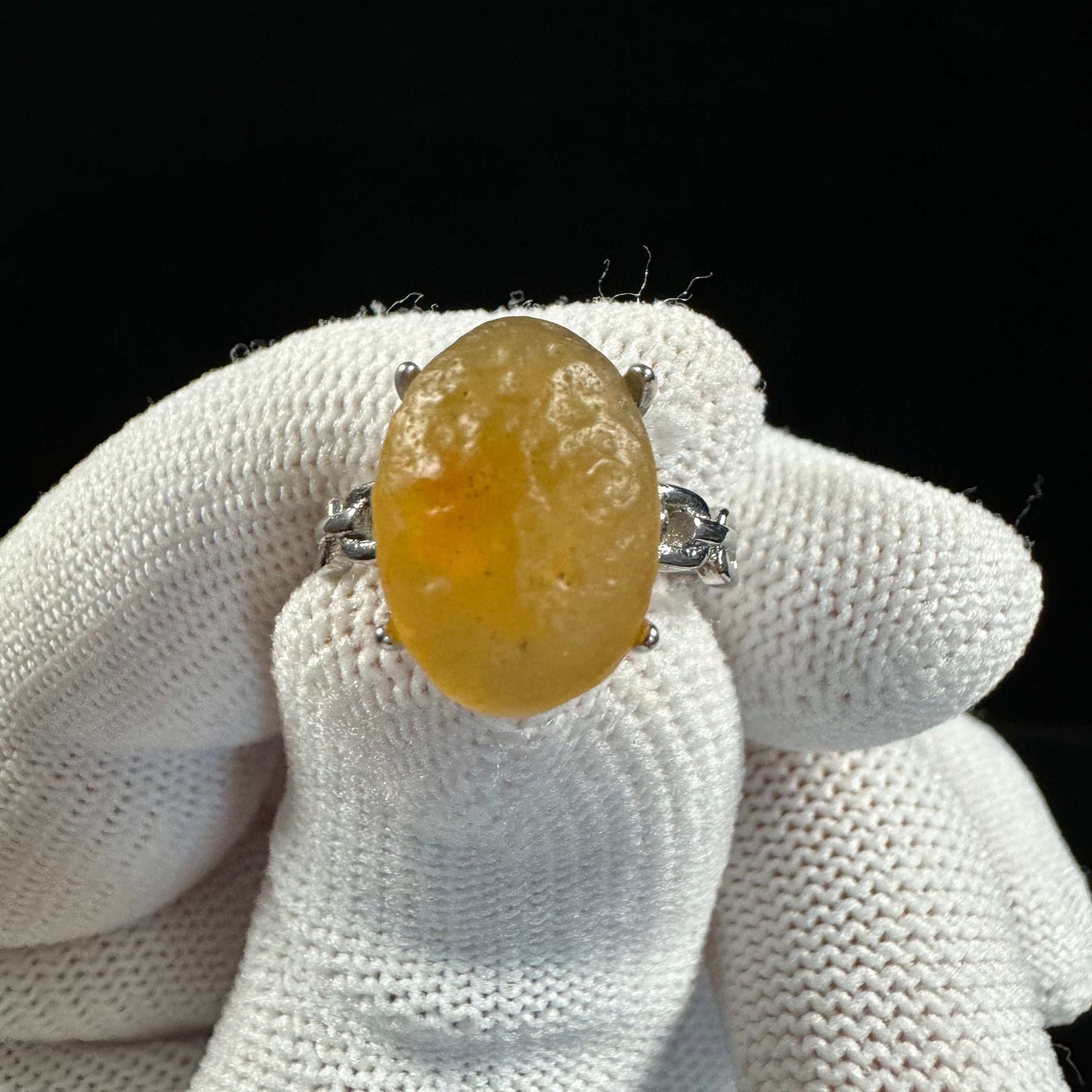 Natural Gobi Yellow Sugar Heart Agate Ring – Warmth, Love & Earth Energy