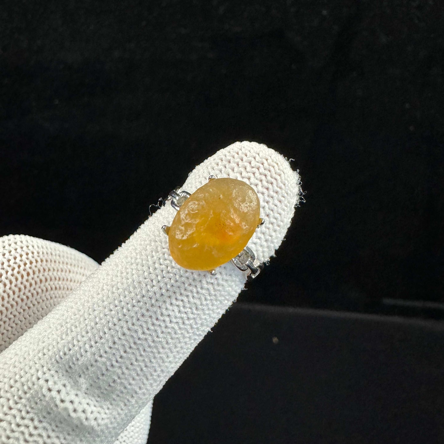 Natural Gobi Yellow Sugar Heart Agate Ring – Warmth, Love & Earth Energy