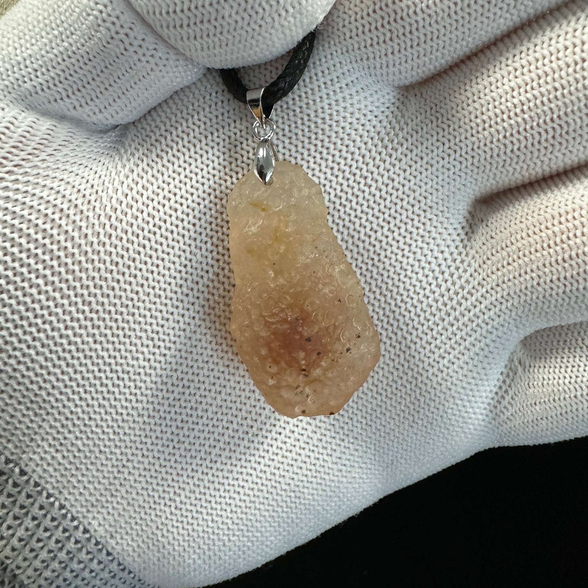 Natural Gobi Sugar Heart Agate Pendant – Sweet Energy & Earthy Elegance