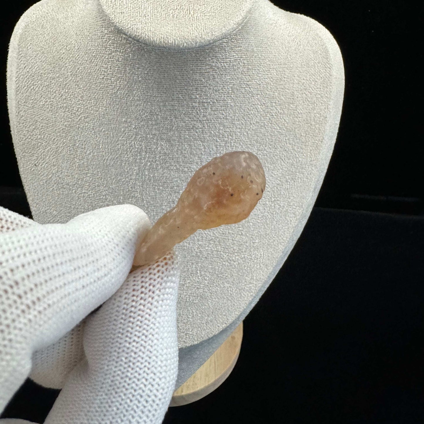 Natural Gobi Sugar Heart Agate Pendant – Sweet Energy & Earthy Elegance