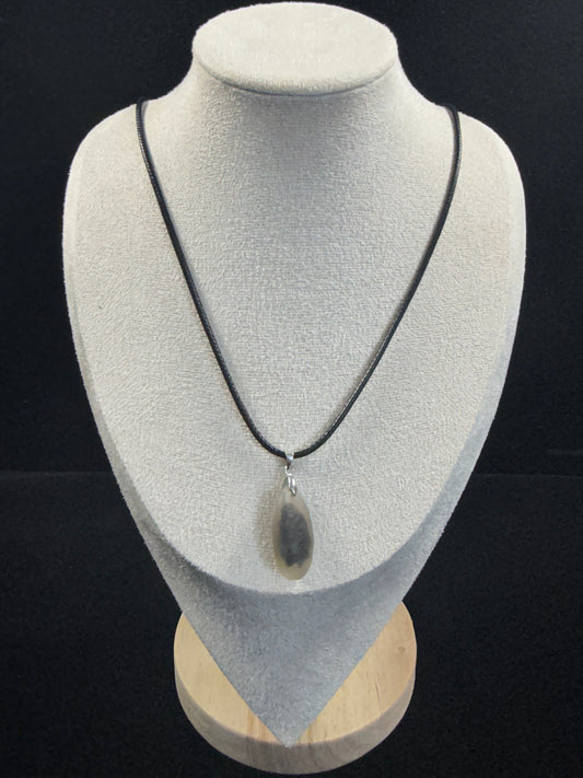 Natural Gobi Brown Sugar Heart Agate Pendant – Warmth, Stability & Earth Energy