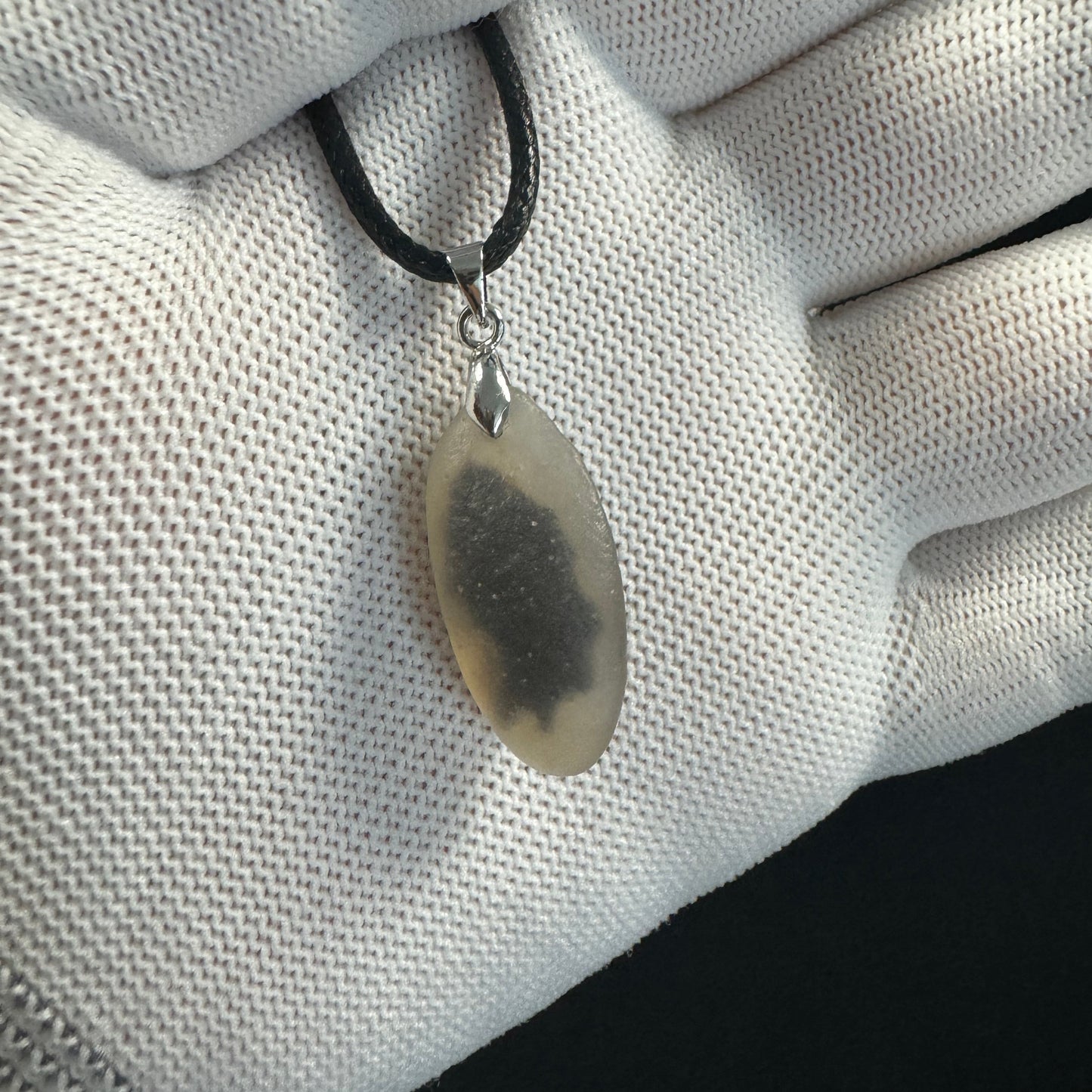 Natural Gobi Brown Sugar Heart Agate Pendant – Warmth, Stability & Earth Energy