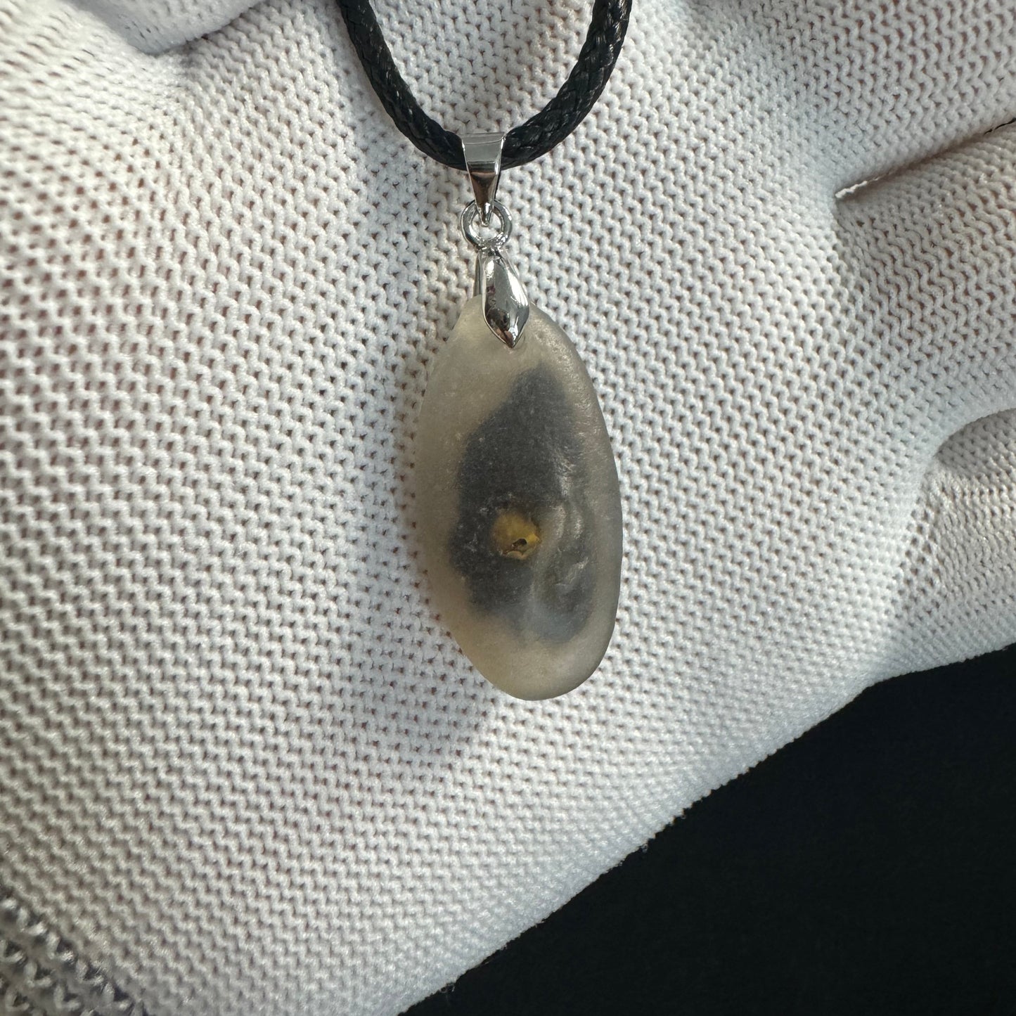 Natural Gobi Brown Sugar Heart Agate Pendant – Warmth, Stability & Earth Energy