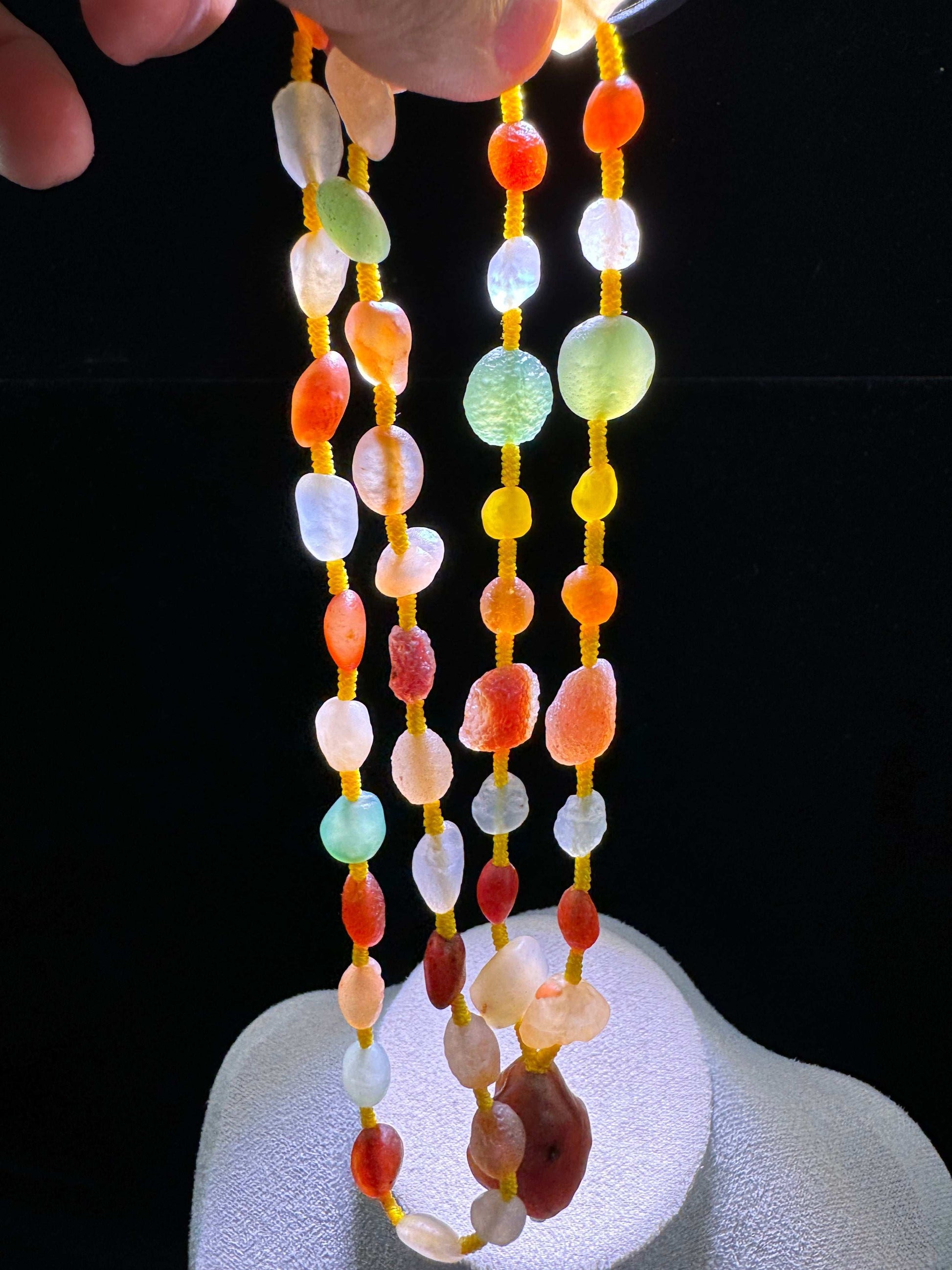Natural Women’s Gobi Candy-Colored Agate Bead Necklace – Alashan Raw Stone Pendant