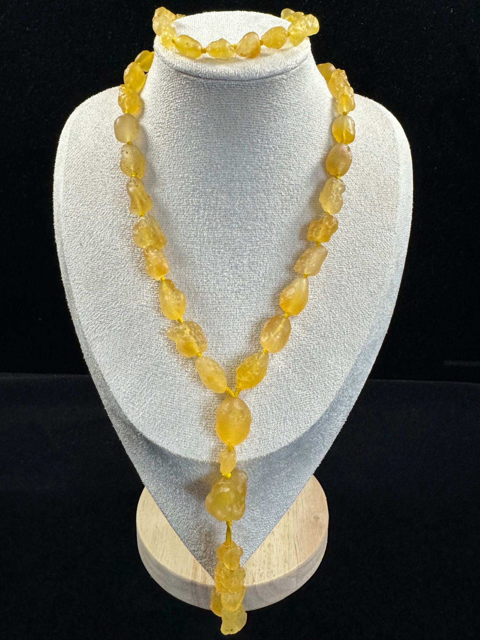 Alashan Natural Gobi Candy Agate Necklace – Raw Stone Pendant with Yellow "Rock Sugar" Texture