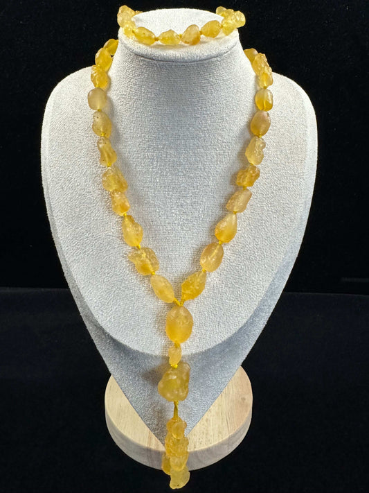 Alashan Natural Gobi Candy Agate Necklace – Raw Stone Pendant with Yellow "Rock Sugar" Texture