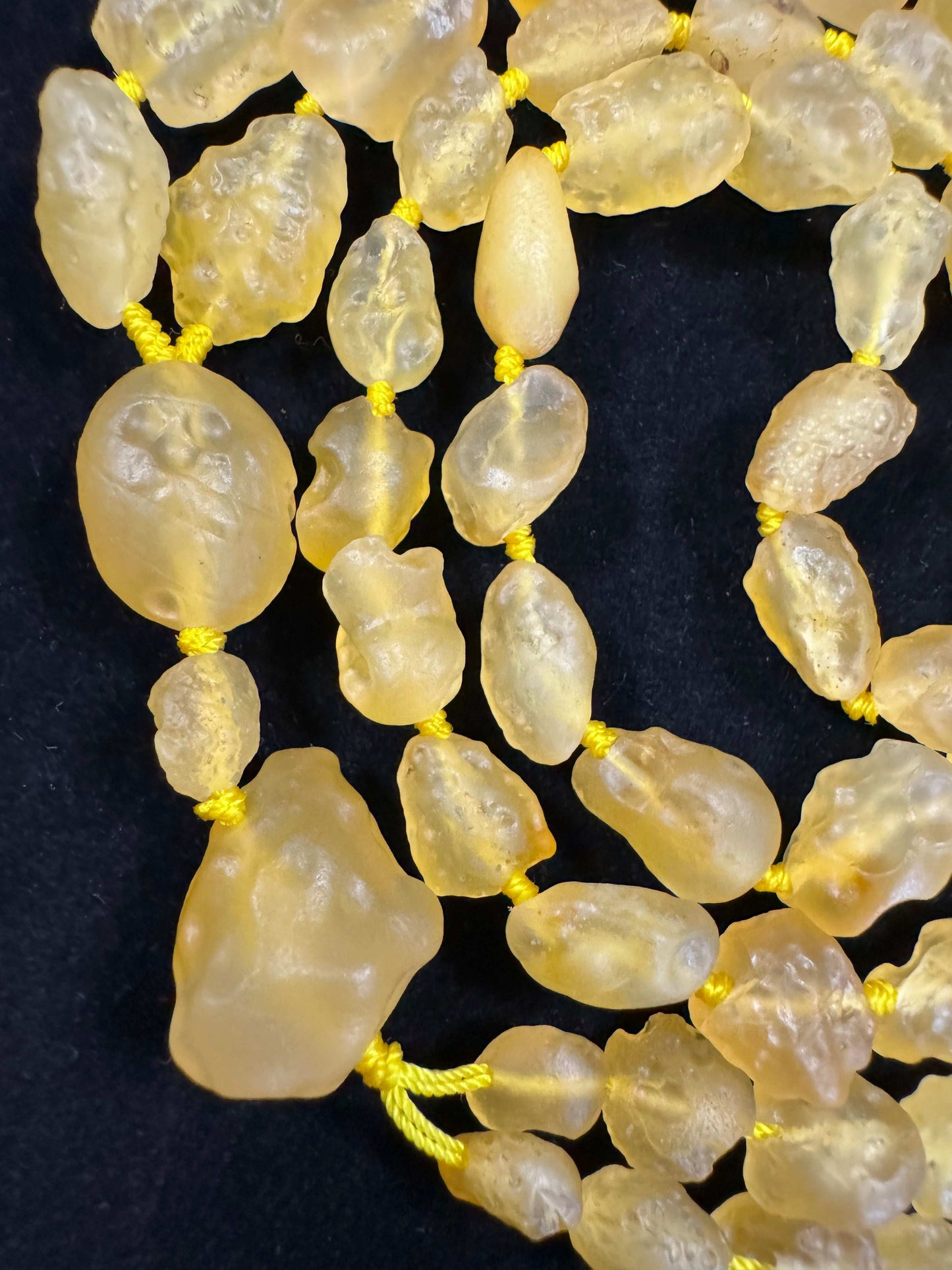 Alashan Natural Gobi Candy Agate Necklace – Raw Stone Pendant with Yellow "Rock Sugar" Texture