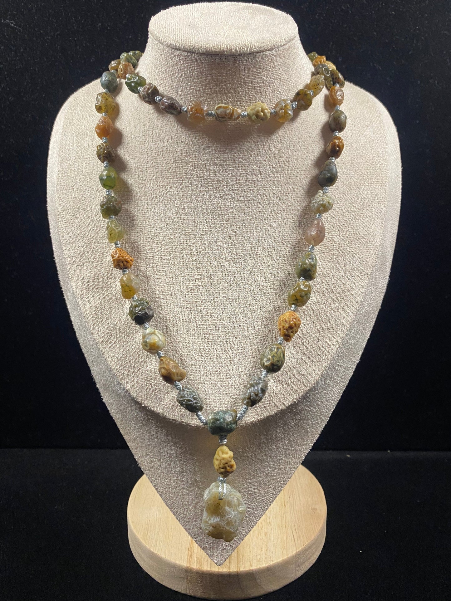 Alashan Natural Green Vein Agate Necklace – Tranquility & Earth Energy