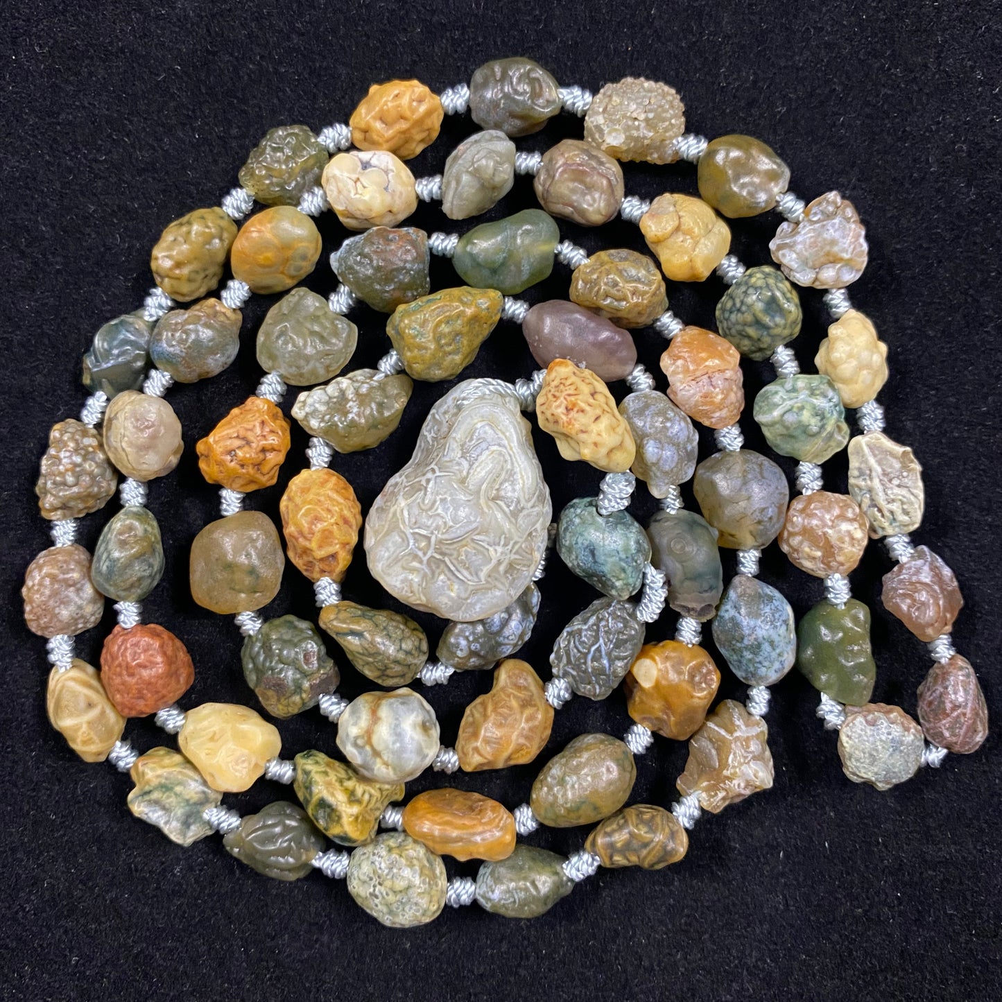 Alashan Natural Green Vein Agate Necklace – Tranquility & Earth Energy