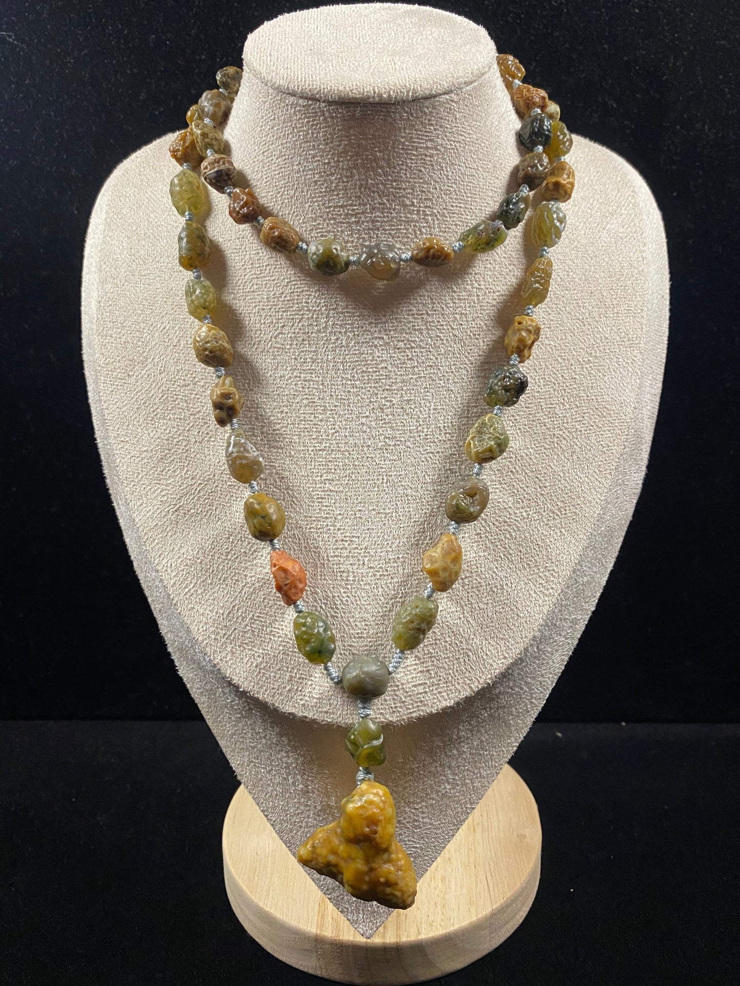 Alashan Natural Gobi Vein Stone Agate Necklace – Ancient Desert Energy, Modern Elegance