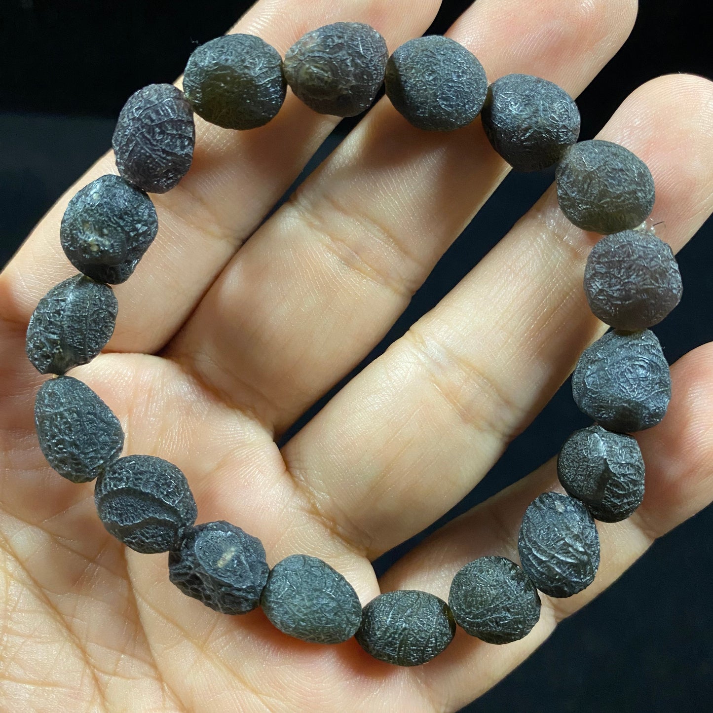 Natural Alxa Gobi Wool Ball Tendon Agate Bracelet – Raw Desert Energy