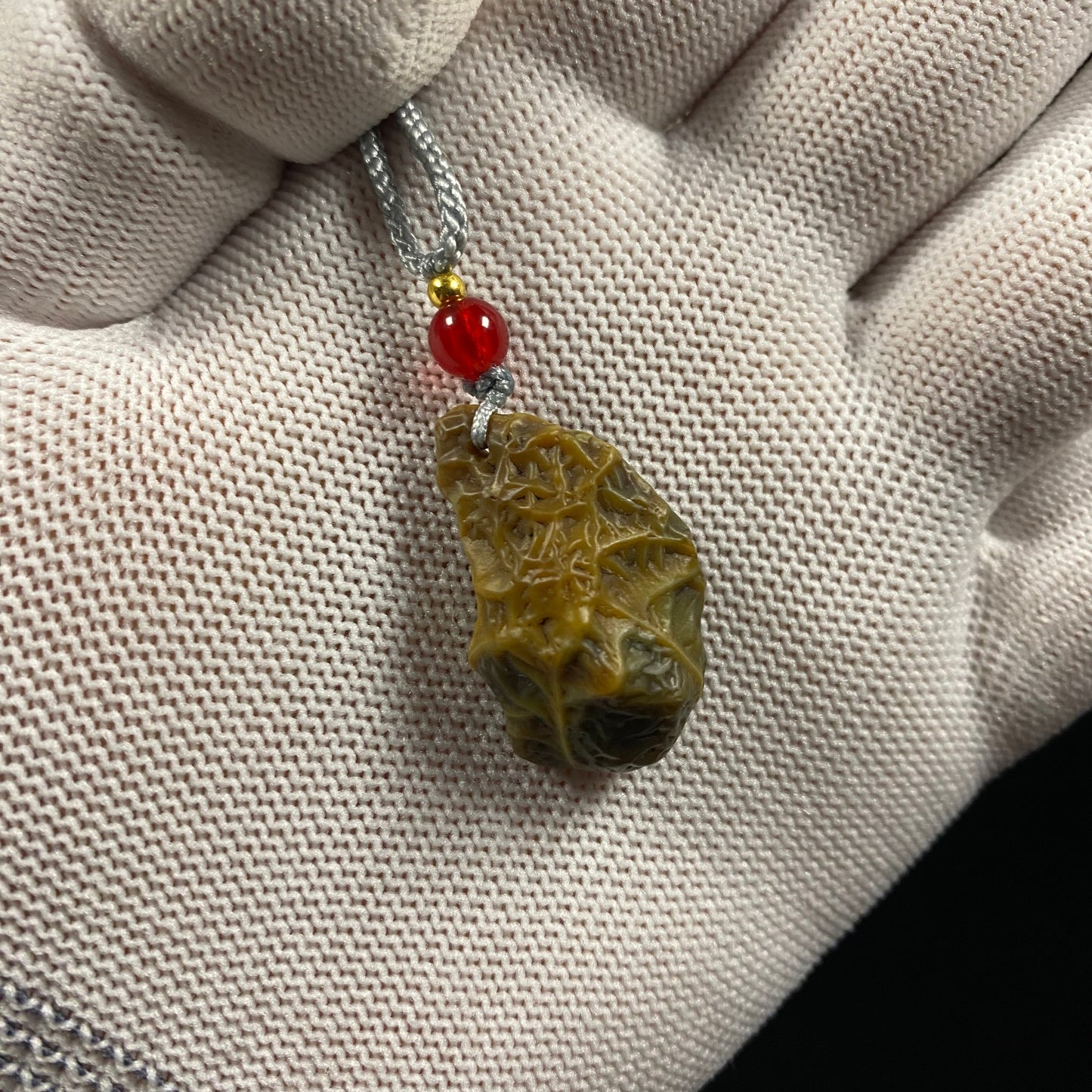 Natural Gobi Flower Vein Agate Necklace Pendant – Nature’s Art in Stone