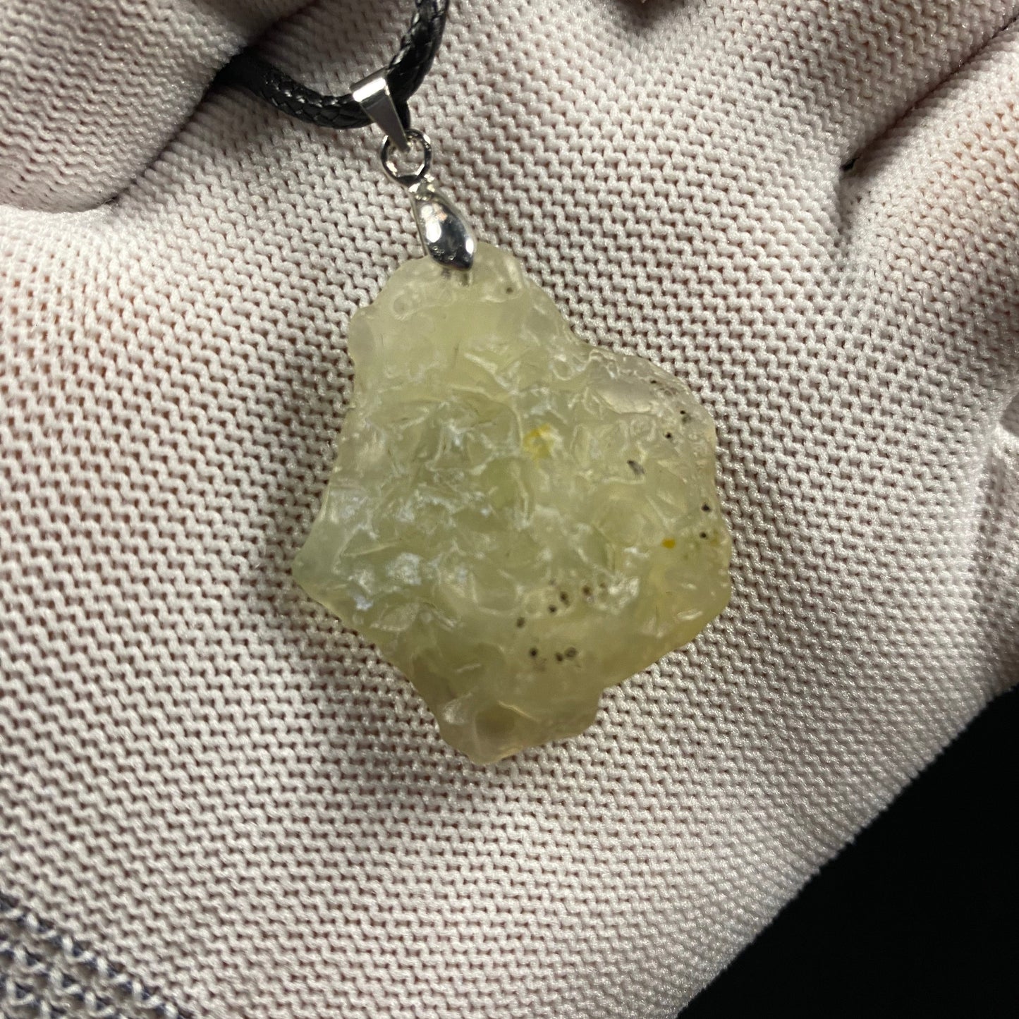 Natural Alxa Gobi Green Ice Agate Pendant – Serenity from the Desert