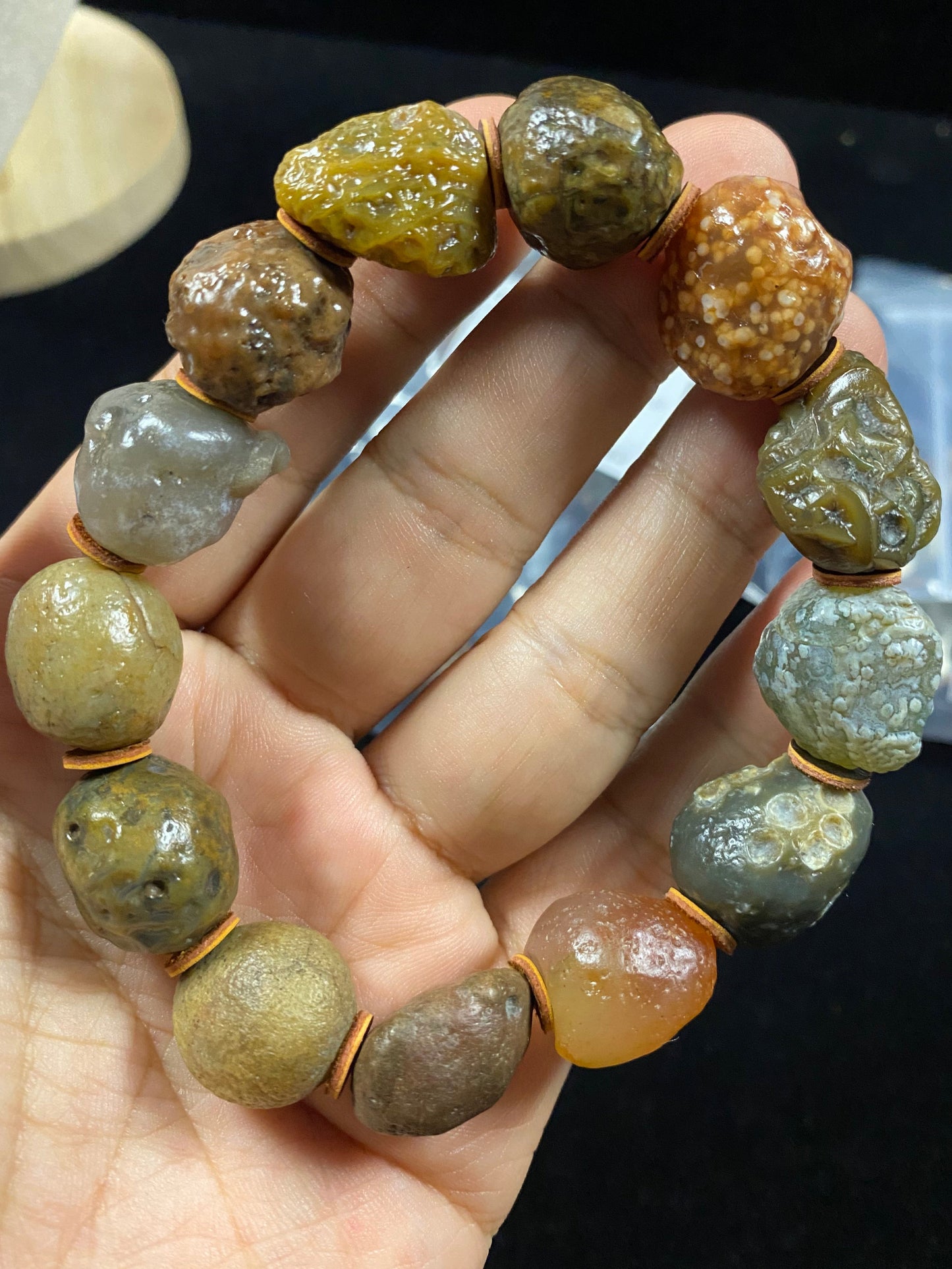 Natural Gobi Vein Agate Men’s Energy Bracelet – Grounding Gemstone for Strength & Balance
