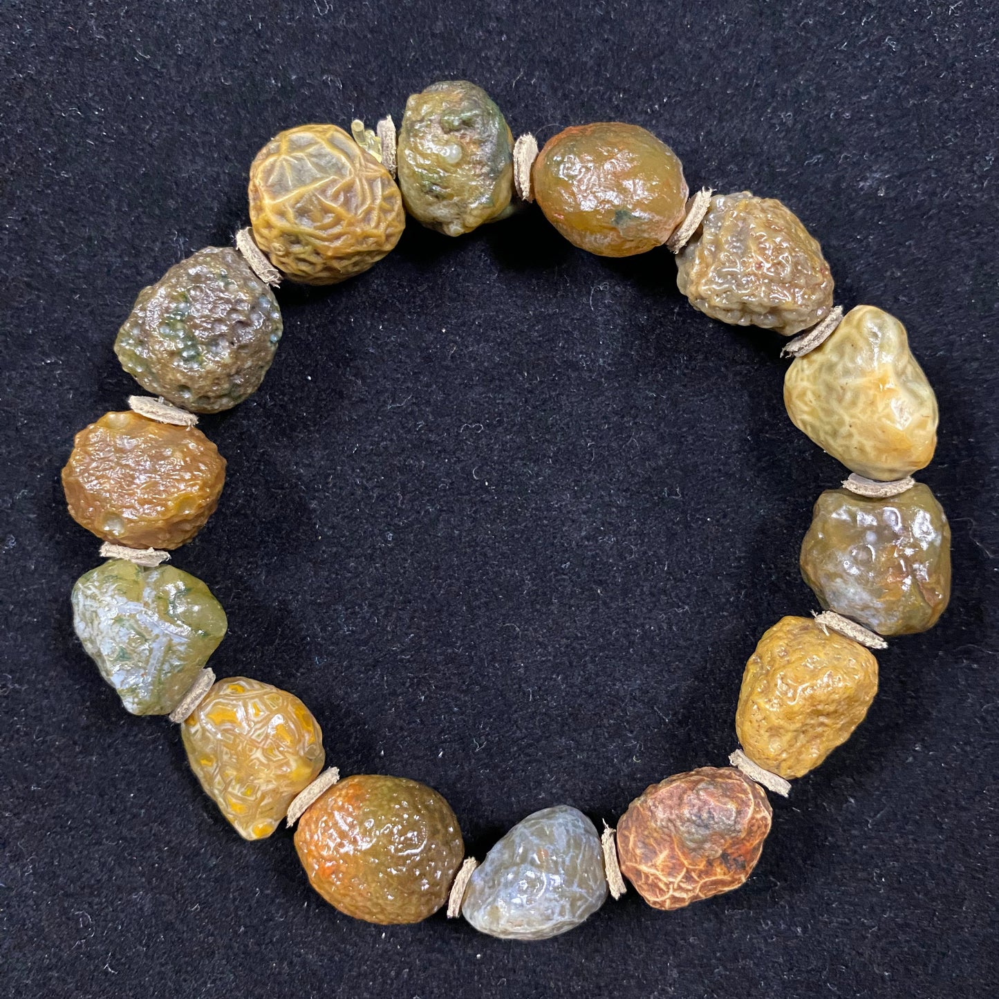 Natural Alxa Gobi Vein Agate Men’s Energy Bracelet – Grounding Strength from the Desert