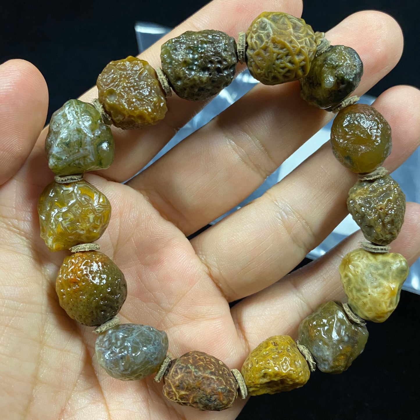 Natural Alxa Gobi Vein Agate Men’s Energy Bracelet – Grounding Strength from the Desert