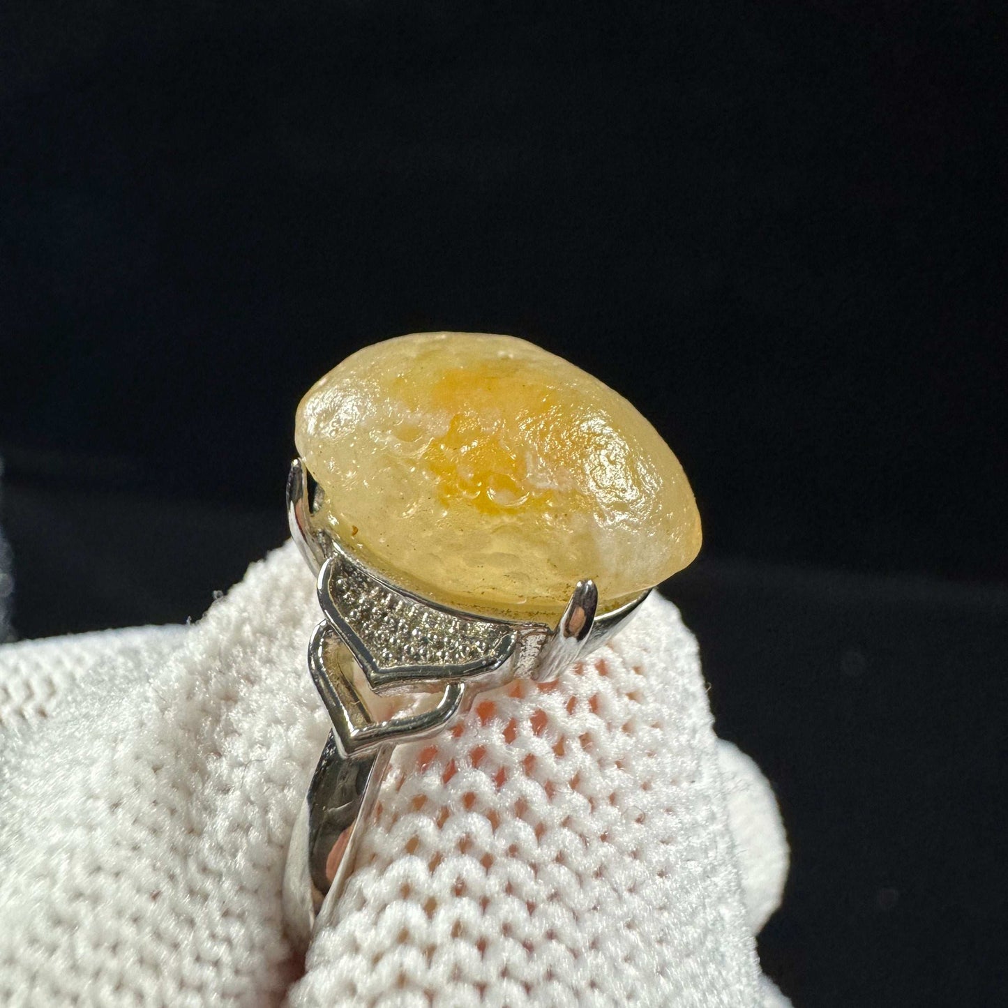 Natural Gobi Yellow Sugar Heart Agate Ring – Women’s Raw Stone Jewelry