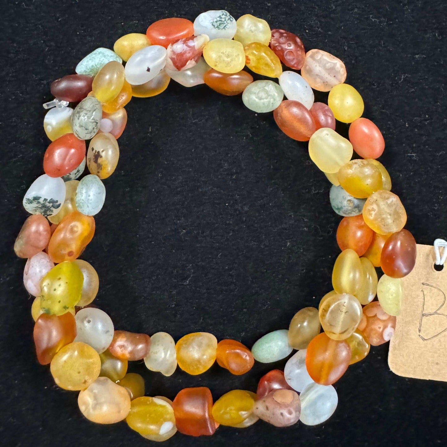 Natural Women’s Candy Agate Bracelet – Three‑Circle Winding Beads from Gobi Desert