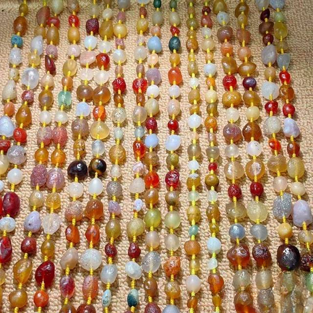 Colored Beads and Agate Jewelry