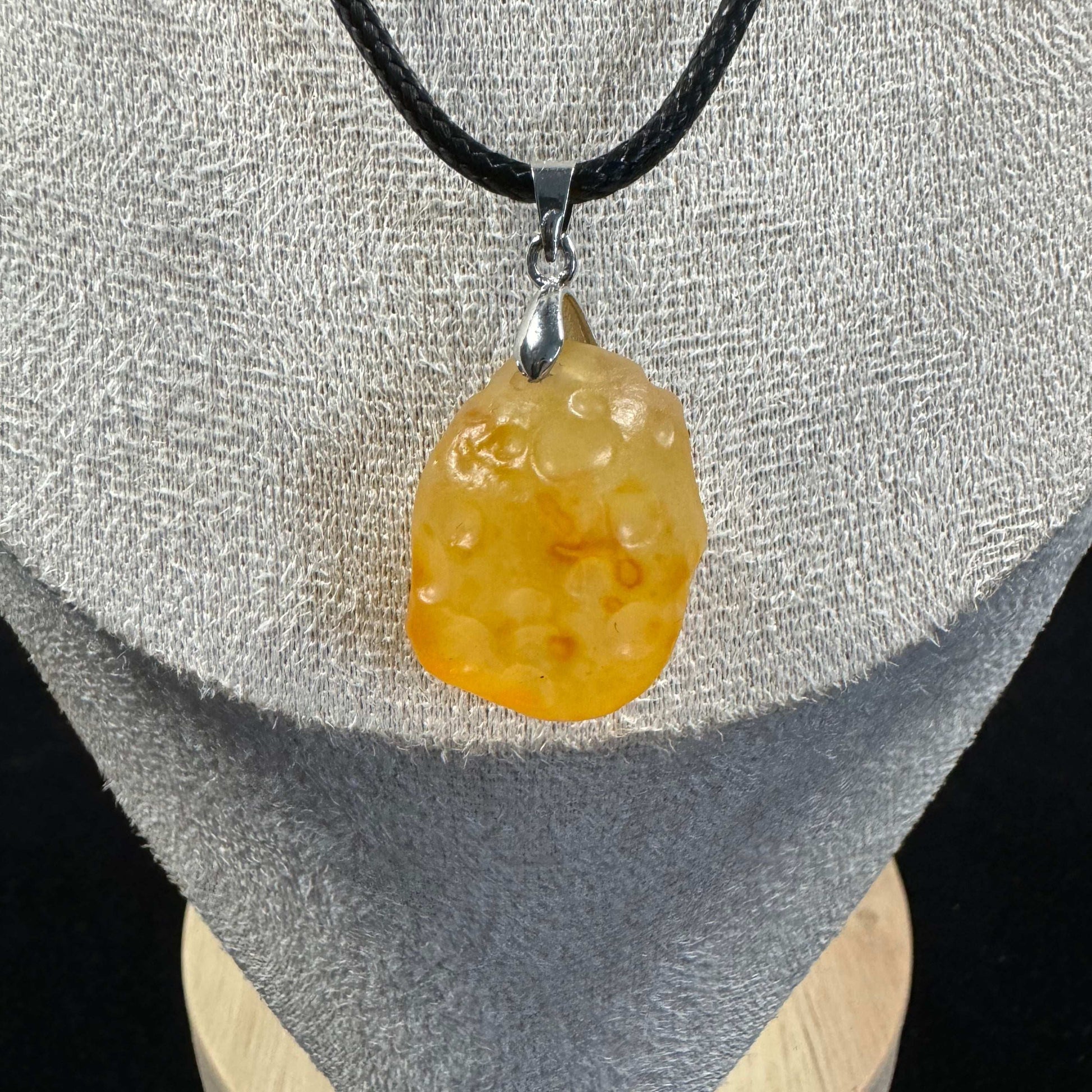 Natural Gobi Yellow Sugar Agate Pendant Necklace – Raw Desert Stone Jewelry